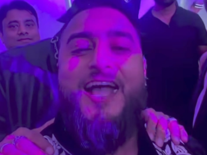 Ranveer Singh recreates ‘Aari Aari Aari’ magic with Khan Saab | Ranveer Singh recreates ‘Aari Aari Aari’ magic with Khan Saab Ranveer Singh recreates ‘Aari Aari Aari’ magic with Khan Saab | Ranveer Singh recreates ‘Aari Aari Aari’ magic with Khan Saab