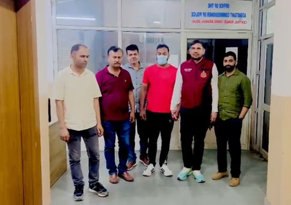 Health hazard: Delhi Police busts racket, arrests one for selling expired food, cosmetics | Health hazard: Delhi Police busts racket, arrests one for selling expired food, cosmetics Health hazard: Delhi Police busts racket, arrests one for selling expired food, cosmetics | Health hazard: Delhi Police busts racket, arrests one for selling expired food, cosmetics
