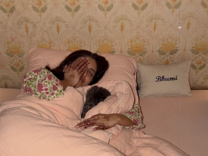 Bhumi Pednekkar cuddles with her furry friends on National Pet Day | Bhumi Pednekkar cuddles with her furry friends on National Pet Day Bhumi Pednekkar cuddles with her furry friends on National Pet Day | Bhumi Pednekkar cuddles with her furry friends on National Pet Day