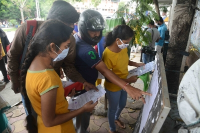 Girls outshine boys in Telangana intermediate exams | Girls outshine boys in Telangana intermediate exams Girls outshine boys in Telangana intermediate exams | Girls outshine boys in Telangana intermediate exams