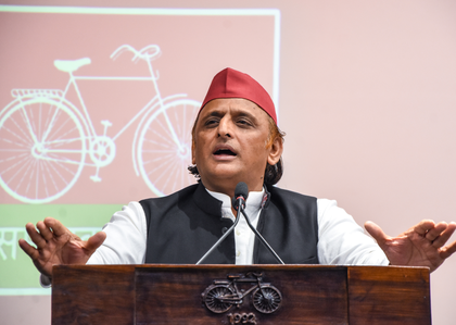 Akhilesh Yadav blames BJP's 'one-sided policies' for violent Noida protest | Akhilesh Yadav blames BJP's 'one-sided policies' for violent Noida protest Akhilesh Yadav blames BJP's 'one-sided policies' for violent Noida protest | Akhilesh Yadav blames BJP's 'one-sided policies' for violent Noida protest
