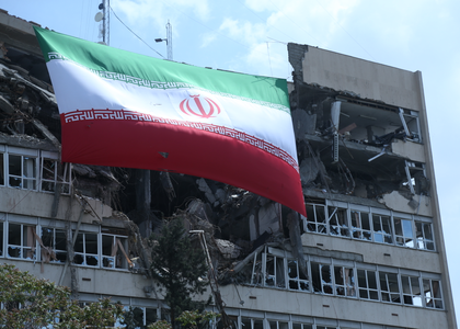 Trump doubts Iran deal, signals force option | Trump doubts Iran deal, signals force option