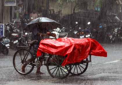 Heavy rain disrupts normal life in Tamil Nadu, boosts inflows to major reservoirs | Heavy rain disrupts normal life in Tamil Nadu, boosts inflows to major reservoirs Heavy rain disrupts normal life in Tamil Nadu, boosts inflows to major reservoirs | Heavy rain disrupts normal life in Tamil Nadu, boosts inflows to major reservoirs