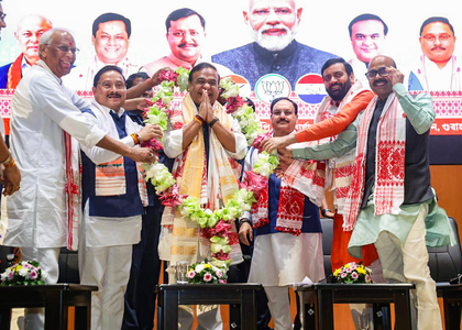 Himanta Sarma stakes claim to form next Assam govt, oath ceremony on May 12 | Himanta Sarma stakes claim to form next Assam govt, oath ceremony on May 12 Himanta Sarma stakes claim to form next Assam govt, oath ceremony on May 12 | Himanta Sarma stakes claim to form next Assam govt, oath ceremony on May 12