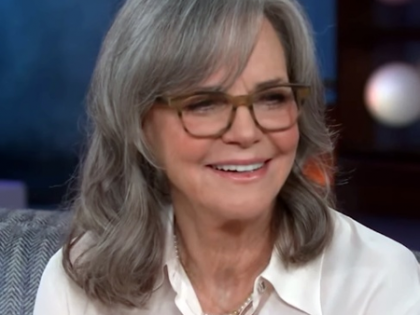 Sally Field credits Jack Nicholson for reviving her career | Sally Field credits Jack Nicholson for reviving her career Sally Field credits Jack Nicholson for reviving her career | Sally Field credits Jack Nicholson for reviving her career