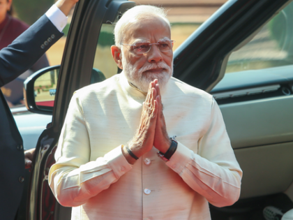 PM Modi visits residence of Andhra CM Chandrababu Naidu, Dy CM Pawan Kalyan in Hyderabad | PM Modi visits residence of Andhra CM Chandrababu Naidu, Dy CM Pawan Kalyan in Hyderabad PM Modi visits residence of Andhra CM Chandrababu Naidu, Dy CM Pawan Kalyan in Hyderabad | PM Modi visits residence of Andhra CM Chandrababu Naidu, Dy CM Pawan Kalyan in Hyderabad