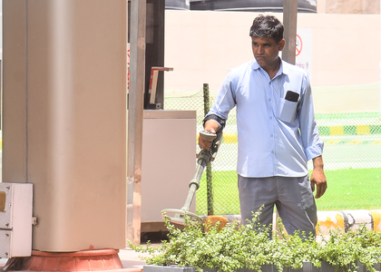 Bomb threat at Jaipur’s SMS Hospital triggers panic, probe underway | Bomb threat at Jaipur’s SMS Hospital triggers panic, probe underway Bomb threat at Jaipur’s SMS Hospital triggers panic, probe underway | Bomb threat at Jaipur’s SMS Hospital triggers panic, probe underway