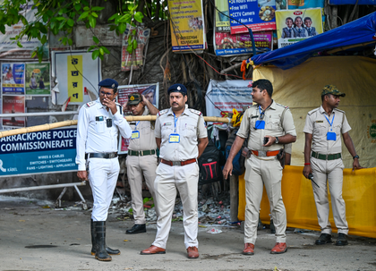 'Master Parade' mandatory every 15 days, Kolkata Police issue strict instructions to enhance police efficiency | 'Master Parade' mandatory every 15 days, Kolkata Police issue strict instructions to enhance police efficiency 'Master Parade' mandatory every 15 days, Kolkata Police issue strict instructions to enhance police efficiency | 'Master Parade' mandatory every 15 days, Kolkata Police issue strict instructions to enhance police efficiency