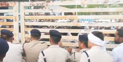 MP: Violence erupts in Bhopal after protest over assault on Muslim man; Section 144 imposed | MP: Violence erupts in Bhopal after protest over assault on Muslim man; Section 144 imposed MP: Violence erupts in Bhopal after protest over assault on Muslim man; Section 144 imposed | MP: Violence erupts in Bhopal after protest over assault on Muslim man; Section 144 imposed