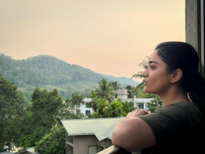 Rashmika Mandanna faces her fear of heights during her Kochi stay | Rashmika Mandanna faces her fear of heights during her Kochi stay Rashmika Mandanna faces her fear of heights during her Kochi stay | Rashmika Mandanna faces her fear of heights during her Kochi stay