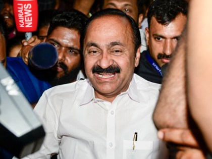 After 15 years, Congress' Kerala headquarters sees buzz of activity as Satheesan arrives to hero’s welcome | After 15 years, Congress' Kerala headquarters sees buzz of activity as Satheesan arrives to hero’s welcome After 15 years, Congress' Kerala headquarters sees buzz of activity as Satheesan arrives to hero’s welcome | After 15 years, Congress' Kerala headquarters sees buzz of activity as Satheesan arrives to hero’s welcome