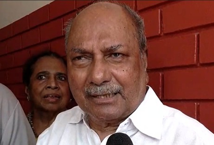 'Give him time', says Congress veteran AK Antony on new Kerala CM | 'Give him time', says Congress veteran AK Antony on new Kerala CM 'Give him time', says Congress veteran AK Antony on new Kerala CM | 'Give him time', says Congress veteran AK Antony on new Kerala CM