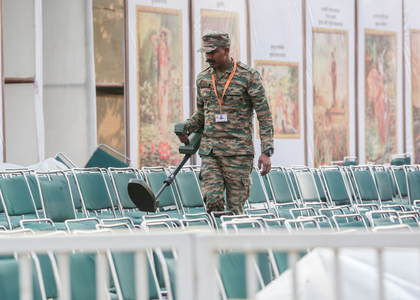 Bihar: CISF takes over security at Darbhanga airport; DG reviews preparedness | Bihar: CISF takes over security at Darbhanga airport; DG reviews preparedness Bihar: CISF takes over security at Darbhanga airport; DG reviews preparedness | Bihar: CISF takes over security at Darbhanga airport; DG reviews preparedness