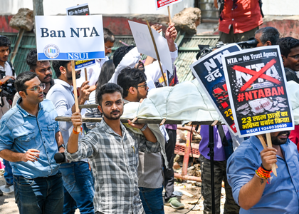 NSUI Protests in Delhi Over NEET Paper Leak; Seeks Dharmendra Pradhan’s Resignation, Ban on NTA | NSUI Protests in Delhi Over NEET Paper Leak; Seeks Dharmendra Pradhan’s Resignation, Ban on NTA NSUI Protests in Delhi Over NEET Paper Leak; Seeks Dharmendra Pradhan’s Resignation, Ban on NTA | NSUI Protests in Delhi Over NEET Paper Leak; Seeks Dharmendra Pradhan’s Resignation, Ban on NTA