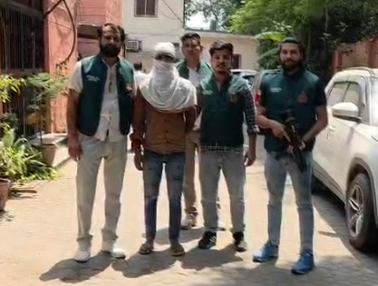 Delhi Police arrests Jora gang shooter wanted in Jhajjar extortion firing case | Delhi Police arrests Jora gang shooter wanted in Jhajjar extortion firing case Delhi Police arrests Jora gang shooter wanted in Jhajjar extortion firing case | Delhi Police arrests Jora gang shooter wanted in Jhajjar extortion firing case