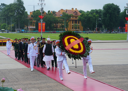 Rajnath Singh pays homage to Vietnam's founding father Ho Chi Minh | Rajnath Singh pays homage to Vietnam's founding father Ho Chi Minh Rajnath Singh pays homage to Vietnam's founding father Ho Chi Minh | Rajnath Singh pays homage to Vietnam's founding father Ho Chi Minh