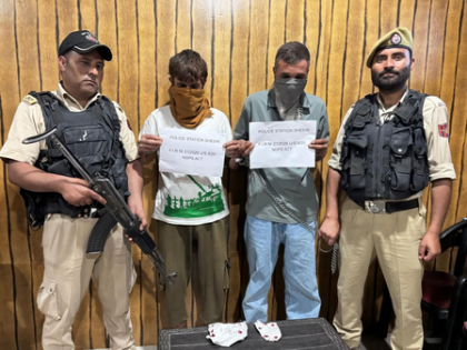 Two drug peddlers held in J&K's Baramulla | Two drug peddlers held in J&K's Baramulla Two drug peddlers held in J&K's Baramulla | Two drug peddlers held in J&K's Baramulla