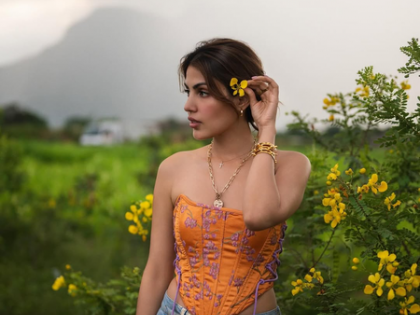 Rhea Chakraborty takes a break from social media: Missing myself a little | Rhea Chakraborty takes a break from social media: Missing myself a little Rhea Chakraborty takes a break from social media: Missing myself a little | Rhea Chakraborty takes a break from social media: Missing myself a little