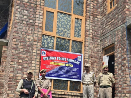 Drug peddler's property worth Rs 1.5 crore attached under 'Nasha-Mukt J&K Abhiyaan' | Drug peddler's property worth Rs 1.5 crore attached under 'Nasha-Mukt J&K Abhiyaan' Drug peddler's property worth Rs 1.5 crore attached under 'Nasha-Mukt J&K Abhiyaan' | Drug peddler's property worth Rs 1.5 crore attached under 'Nasha-Mukt J&K Abhiyaan'