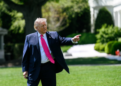 Trump says Iran ‘wants to make deal so badly’ | Trump says Iran ‘wants to make deal so badly’ Trump says Iran ‘wants to make deal so badly’ | Trump says Iran ‘wants to make deal so badly’