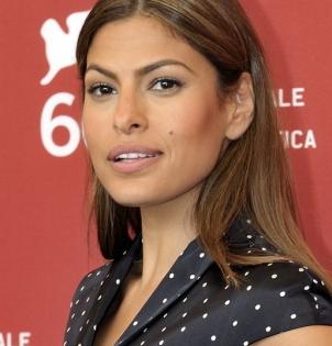 Eva Mendes says that Ryan Gosling is 'an incredible cook' | Eva Mendes says that Ryan Gosling is 'an incredible cook'