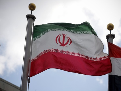 Iran releases two French nationals on 'humanitarian' grounds | Iran releases two French nationals on 'humanitarian' grounds