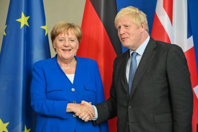 Merkel signals easing travel rules for UK visitors | Merkel signals easing travel rules for UK visitors
