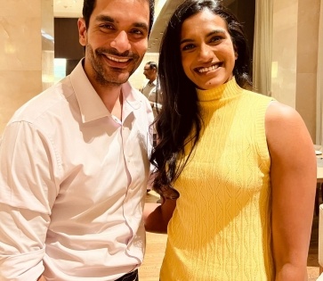 Angad Bedi talks about his admiration for P.V. Sindhu's discipline | Angad Bedi talks about his admiration for P.V. Sindhu's discipline