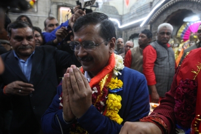 Kejriwal to meet LG today, calls meeting of MLA-elect | Kejriwal to meet LG today, calls meeting of MLA-elect