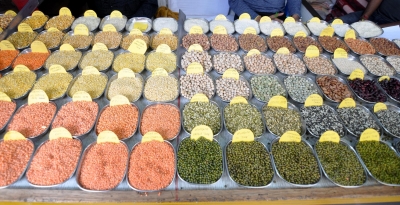 Pulses price in Kolkata markets hovering in the range of Rs 71-103 per kg | Pulses price in Kolkata markets hovering in the range of Rs 71-103 per kg