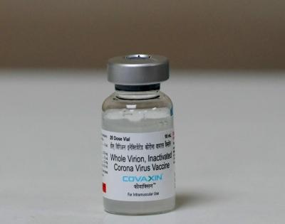 3 detained for stealing Covid vaccine vials in UP | 3 detained for stealing Covid vaccine vials in UP 3 detained for stealing Covid vaccine vials in UP | 3 detained for stealing Covid vaccine vials in UP