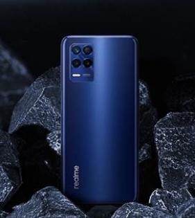 realme unveils 2 smartphones, introduces tablet in India | realme unveils 2 smartphones, introduces tablet in India