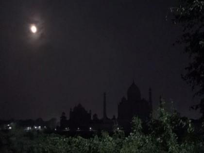 Taj Mahal re-opens for night viewing after 1.5 years | Taj Mahal re-opens for night viewing after 1.5 years