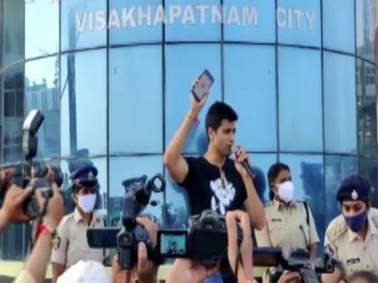 Tollywood actor Adivi Sesh urges women to download "Disha app" for safety | Tollywood actor Adivi Sesh urges women to download "Disha app" for safety Tollywood actor Adivi Sesh urges women to download "Disha app" for safety | Tollywood actor Adivi Sesh urges women to download "Disha app" for safety