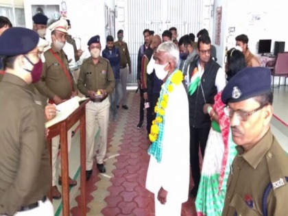 21 prisoners released for good conduct from Indore jail on Republic Day | 21 prisoners released for good conduct from Indore jail on Republic Day