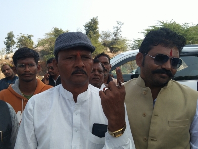 Gujarat BJP leader booked in extortion case | Gujarat BJP leader booked in extortion case Gujarat BJP leader booked in extortion case | Gujarat BJP leader booked in extortion case