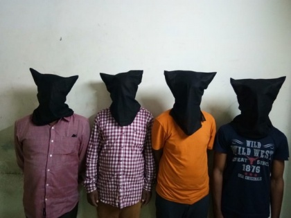 Telangana: CCS Shamshabad team apprehends a gang of burglars | Telangana: CCS Shamshabad team apprehends a gang of burglars