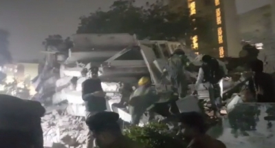 Building collapses in Lucknow, many feared trapped | Building collapses in Lucknow, many feared trapped