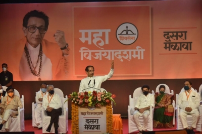 If GST has failed, revert to old tax system: Thackeray | If GST has failed, revert to old tax system: Thackeray