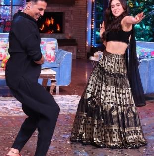 Akshay Kumar praises 'Atrangi Re' co-star Sara Ali Khan on 'The Kapil Sharma Show' | Akshay Kumar praises 'Atrangi Re' co-star Sara Ali Khan on 'The Kapil Sharma Show' Akshay Kumar praises 'Atrangi Re' co-star Sara Ali Khan on 'The Kapil Sharma Show' | Akshay Kumar praises 'Atrangi Re' co-star Sara Ali Khan on 'The Kapil Sharma Show'