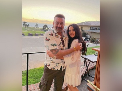Sanjay Dutt's daughter Trishala gives glimpse of her birthday celebrations with her 'papa dukes' | Sanjay Dutt's daughter Trishala gives glimpse of her birthday celebrations with her 'papa dukes'
