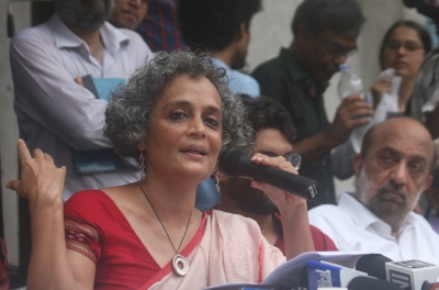 Arundhati Roy's book among 25 declared as ‘forfeited’ by J&K govt for contributing to radicalisation | Arundhati Roy's book among 25 declared as ‘forfeited’ by J&K govt for contributing to radicalisation