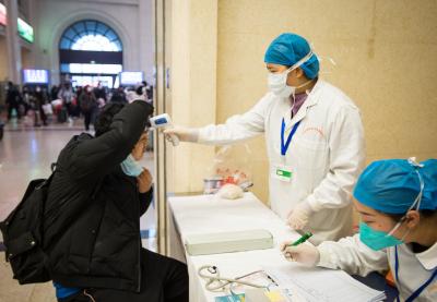 China reports 1,886 new cases of coronavirus, 98 new deaths | China reports 1,886 new cases of coronavirus, 98 new deaths