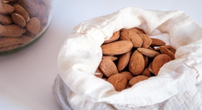 Daily almond intake cost-effective way to prevent cardiovascular disease | Daily almond intake cost-effective way to prevent cardiovascular disease