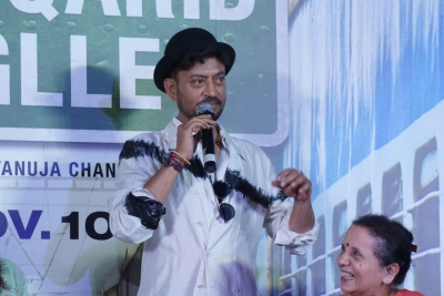 B'wood showers Irrfan with love and prayers after his emotional video | B'wood showers Irrfan with love and prayers after his emotional video B'wood showers Irrfan with love and prayers after his emotional video | B'wood showers Irrfan with love and prayers after his emotional video