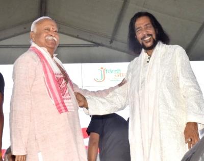 Mohan Bhagwat treated me like his brother, says 'Samaveda' translator Iqbal Durrani | Mohan Bhagwat treated me like his brother, says 'Samaveda' translator Iqbal Durrani Mohan Bhagwat treated me like his brother, says 'Samaveda' translator Iqbal Durrani | Mohan Bhagwat treated me like his brother, says 'Samaveda' translator Iqbal Durrani