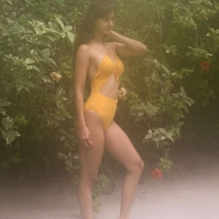 Disha Patani's new bikini pic is 'hotness', say fans | Disha Patani's new bikini pic is 'hotness', say fans
