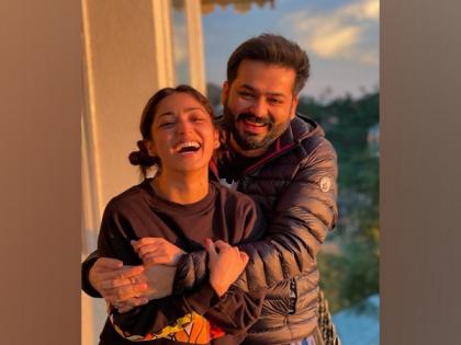 Yami Gautam, husband Aditya Dhar are all smiles in Diwali post | Yami Gautam, husband Aditya Dhar are all smiles in Diwali post