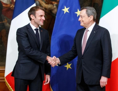 Macron, Draghi meet to discuss treaty aimed at boosting EU ties | Macron, Draghi meet to discuss treaty aimed at boosting EU ties