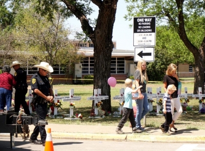 Students in Texas city return to school months after mass shooting | Students in Texas city return to school months after mass shooting